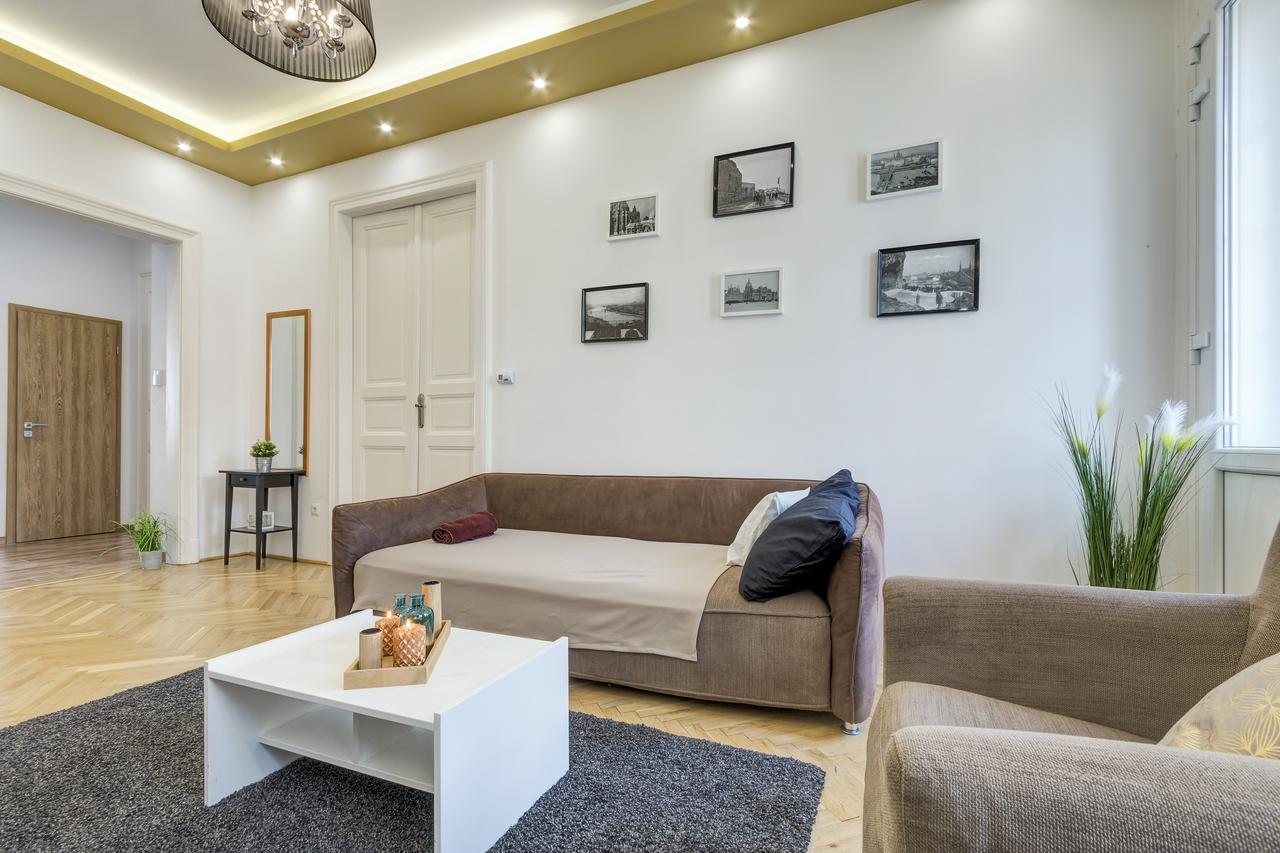 Real Apartments Zoltan 布达佩斯 外观 照片